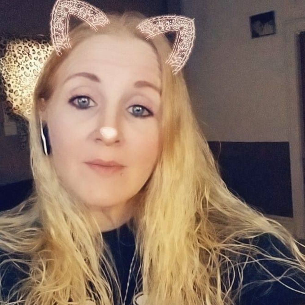 Meet your Posher, Danelle